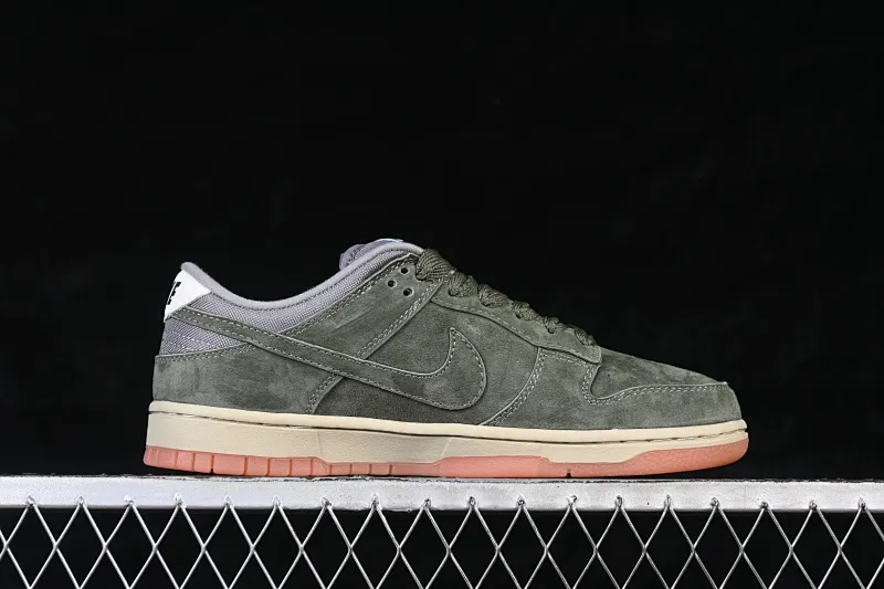 All Categories Nk SB Dunk Series Nk SB Dunk Low Low-top sneakers Nike SB Dunk Low Raw rubber army green SB low-top casual sneakers HJ0367-301